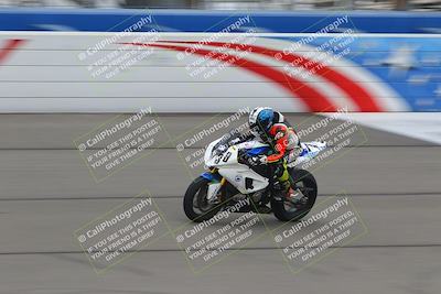 media/Oct-16-2022-Fastrack Riders (Sun) [[609ae93014]]/Level 4/Session 1 Start Finish/